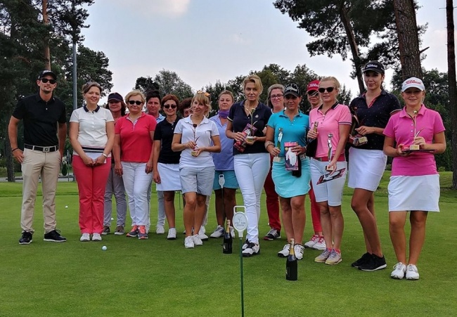 W Golf Park Józefów nowy program golfowy dla Pań- Ladies Tuesday. 