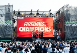 FIREBALLS, GARCIA ZGARNIAJĄ OBA TROFEA; MICKELSON PO RAZ PIERWSZY NA PODIUM