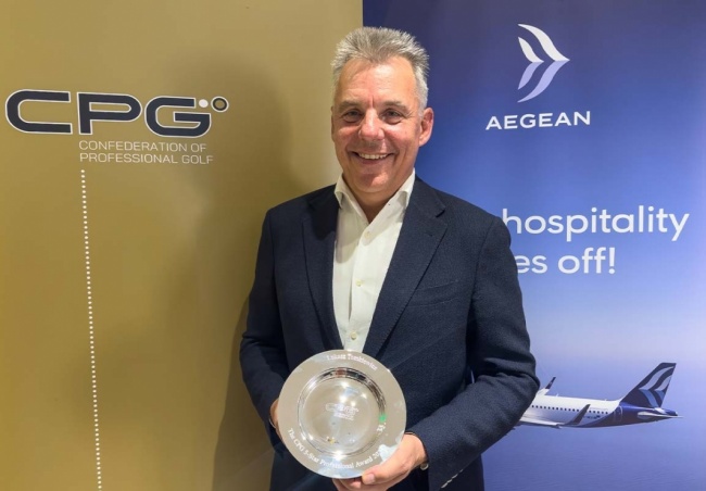 TOMKIEWICZ Z PGA POLSKA UHONOROWANY 5-STAR PROFESSIONAL AWARD